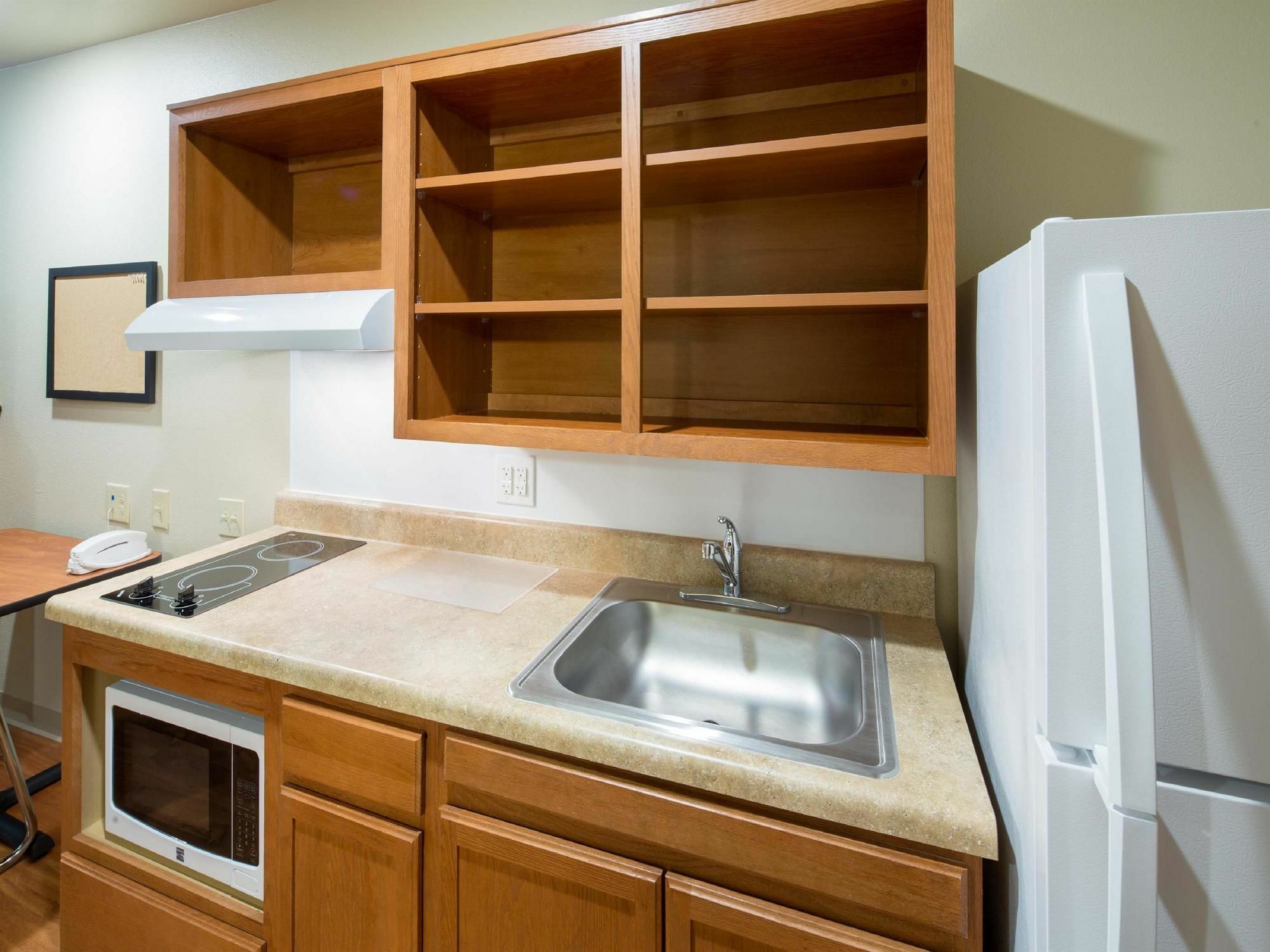 Extended Stay America Select Suites - Kansas City - South - I-49 Buitenkant foto